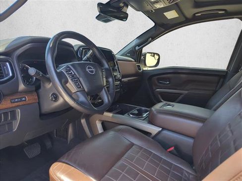 Used 2023 Nissan Titan Platinum Reserve w/ Moonroof Package AWD/4WD image 5