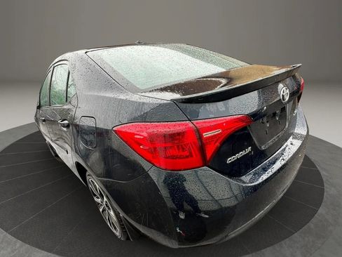 Used 2019 Toyota Corolla XSE FWD image 7