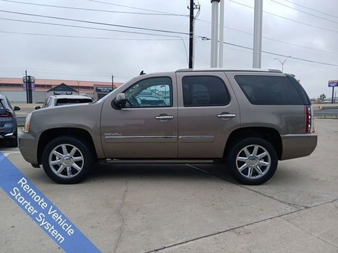 Used 2013 GMC Yukon Denali image 6