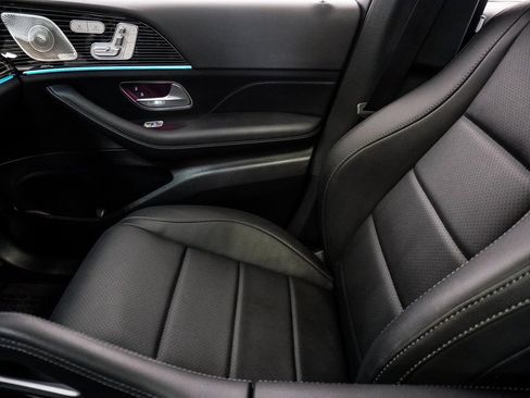 Used 2024 Mercedes-Benz GLS 450 GLS 450 image 48