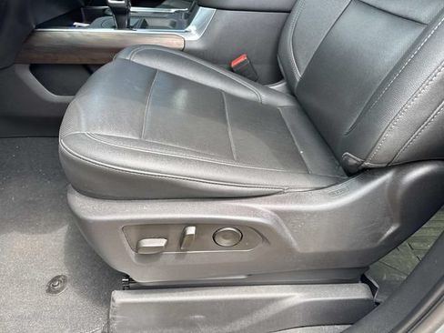 Used 2023 GMC Sierra 1500 SLT AWD/4WD image 21