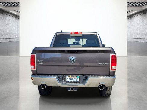 Used 2015 RAM 1500 Laramie w/ Convenience Group AWD/4WD image 9