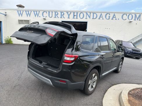 Used 2024 Honda Pilot EX-L image 11
