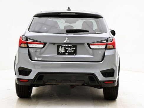 Used 2025 Mitsubishi Outlander Sport 2.0 SE image 7