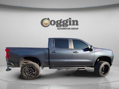 Used 2022 Chevrolet Silverado 1500 RST image 18