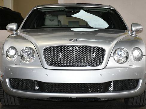 Used 2008 Bentley Flying Spur Flying Spur image 1