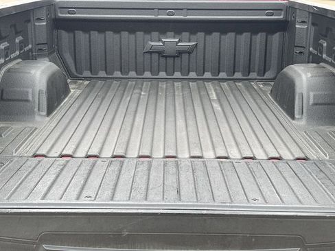 Certified 2021 Chevrolet Silverado 1500 LTZ AWD/4WD image 28