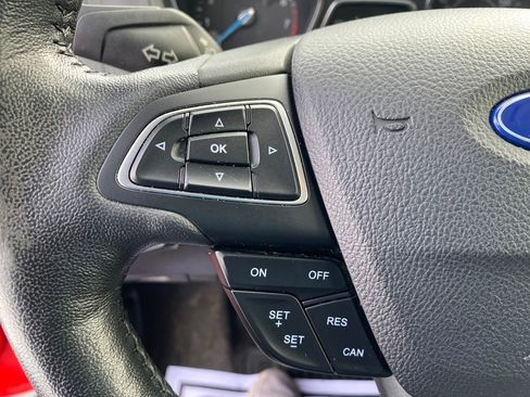 Used 2017 Ford Focus SE image 27
