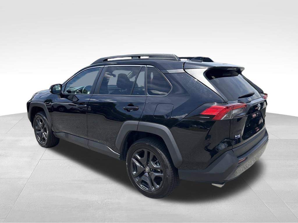 Used 2024 Toyota RAV4 Adventure AWD/4WD image 4