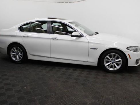 Used 2016 BMW 528i xDrive Sedan image 3