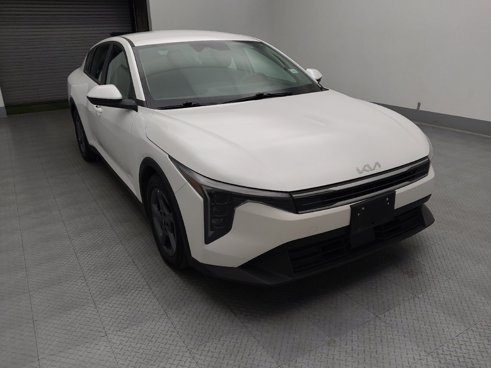 Used 2025 Kia K4 FWD image 14