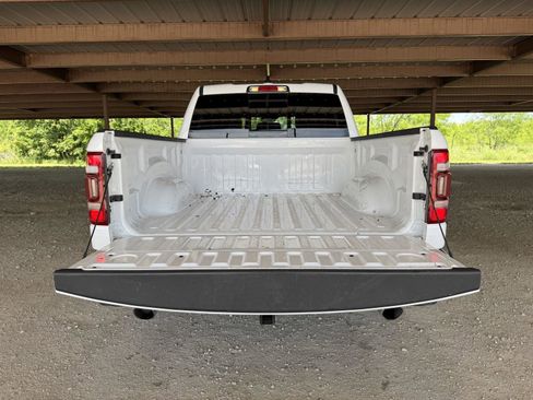 Used 2023 RAM 1500 Laramie AWD/4WD image 33