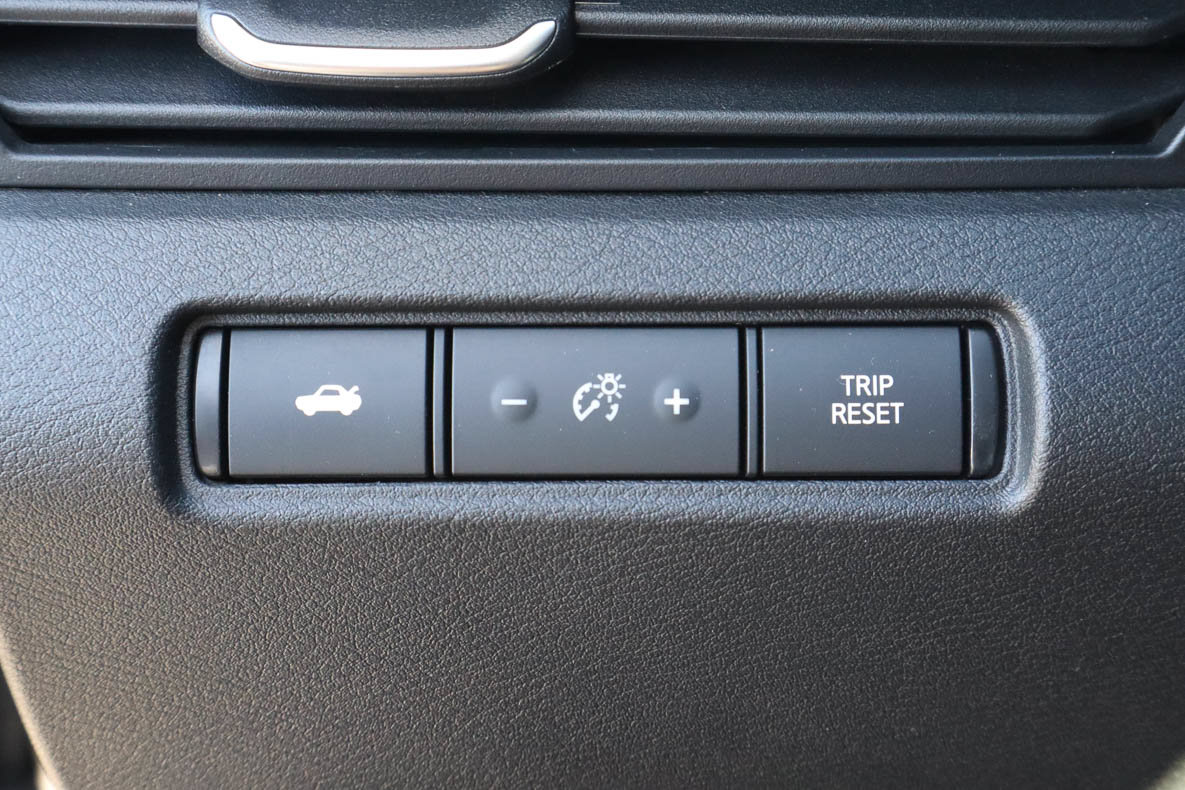 Used 2024 Nissan Altima 2.5 SR FWD image 15