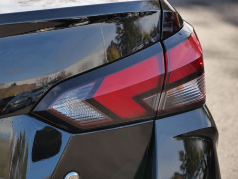 Used 2024 Nissan Versa S w/ Trunk Package image 17