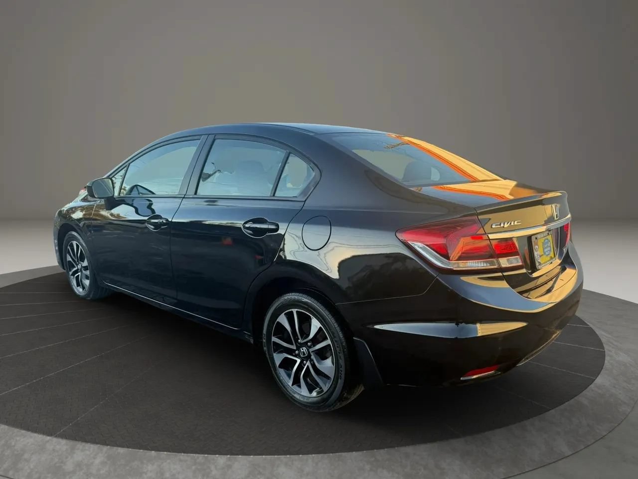Used 2015 Honda Civic EX image 3