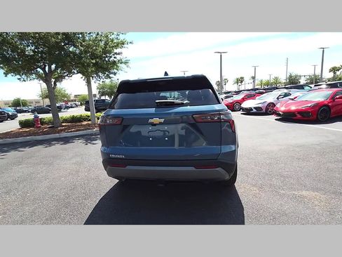 New 2026 Chevrolet Equinox LT w/ Convenience Package II FWD image 22