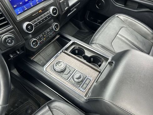 Used 2021 Ford Expedition Max Limited image 22
