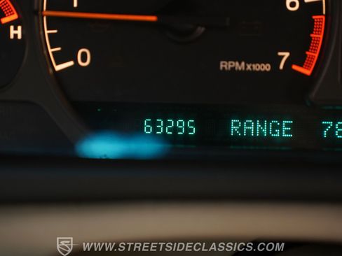 Used 2001 Cadillac Eldorado ESC w/ Comfort/Convenience Pkg image 40