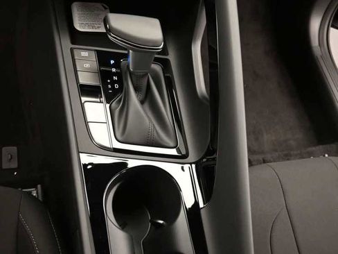 New 2026 Hyundai Elantra SEL Sport FWD image 21