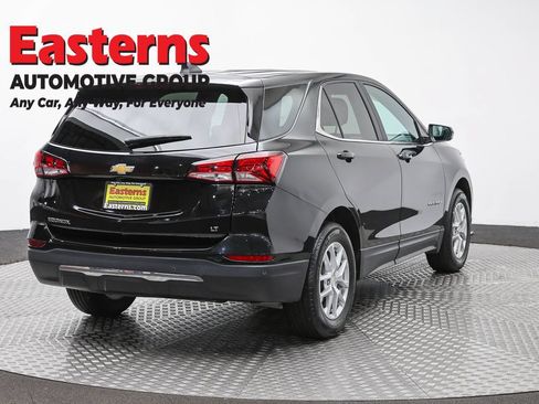 Used 2024 Chevrolet Equinox LT FWD image 5