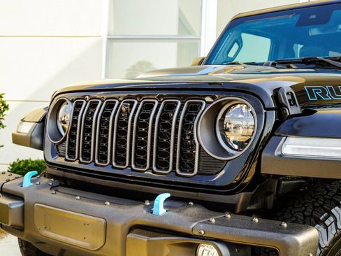 Used 2024 Jeep Wrangler Unlimited Rubicon 4xe AWD/4WD image 2