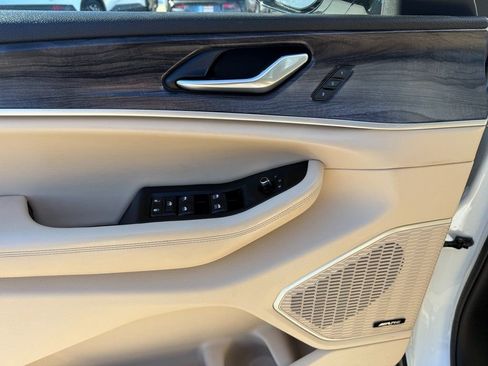 Used 2022 Jeep Grand Cherokee Limited 4xe AWD/4WD image 21