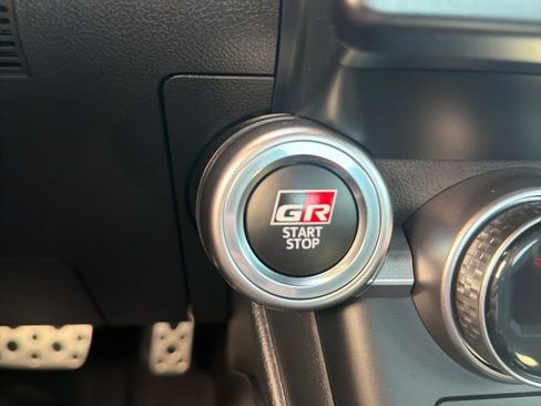 Used 2024 Toyota GR86 Premium image 33