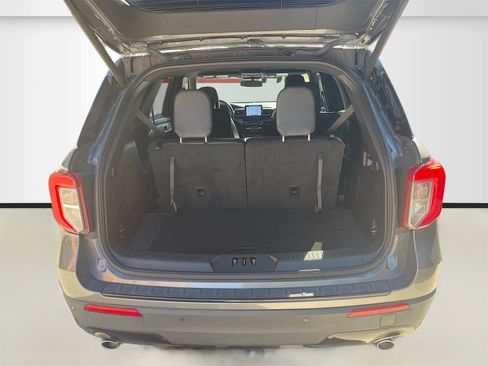 Used 2022 Ford Explorer ST-Line image 27