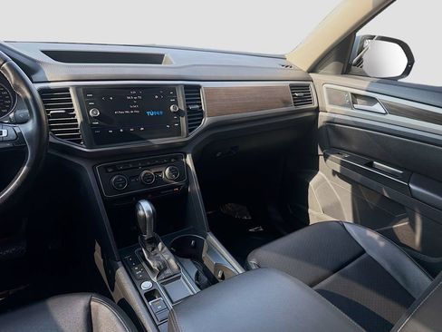 Used 2019 Volkswagen Atlas SE FWD image 21
