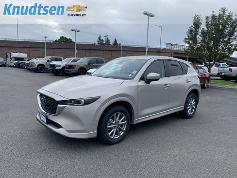 Used 2025 MAZDA CX-5 AWD 2.5 S w/ Preferred Package image 3