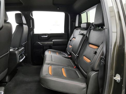 Used 2022 GMC Sierra 2500 AT4 w/ AT4 Preferred Package AWD/4WD image 19