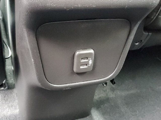 Used 2024 GMC Terrain SLE w/ Driver Convenience Package AWD/4WD image 14