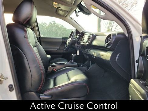 Used 2020 Toyota Tacoma SR w/ SR Convenience Package image 16