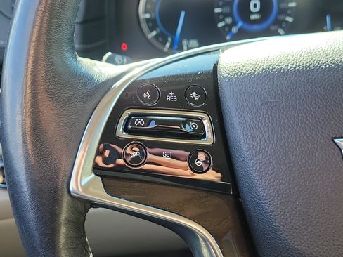 Used 2020 Cadillac Escalade Luxury w/ LPO, Radiant Package AWD/4WD image 18