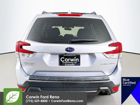 Used 2021 Subaru Forester AWD/4WD image 9
