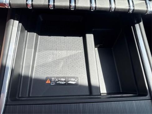 New 2026 GMC Acadia Elevation w/ Elevation Premium Package AWD/4WD image 20