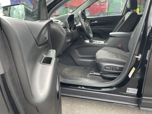 Used 2024 Chevrolet Equinox LT AWD/4WD image 14