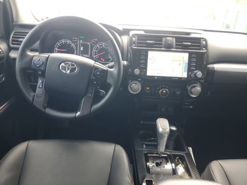 Certified 2024 Toyota 4Runner TRD Off-Road Premium w/ Off Road Premium Plus Package AWD/4WD image 10