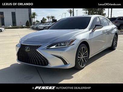 Used 2025 Lexus ES 300h w/ Premium Package