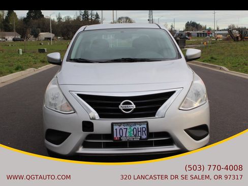 Used 2016 Nissan Versa SV FWD image 8