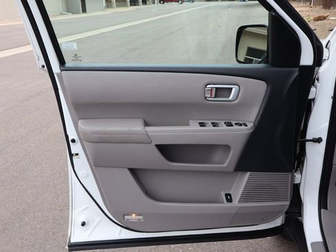 Used 2015 Honda Pilot EX-L image 25