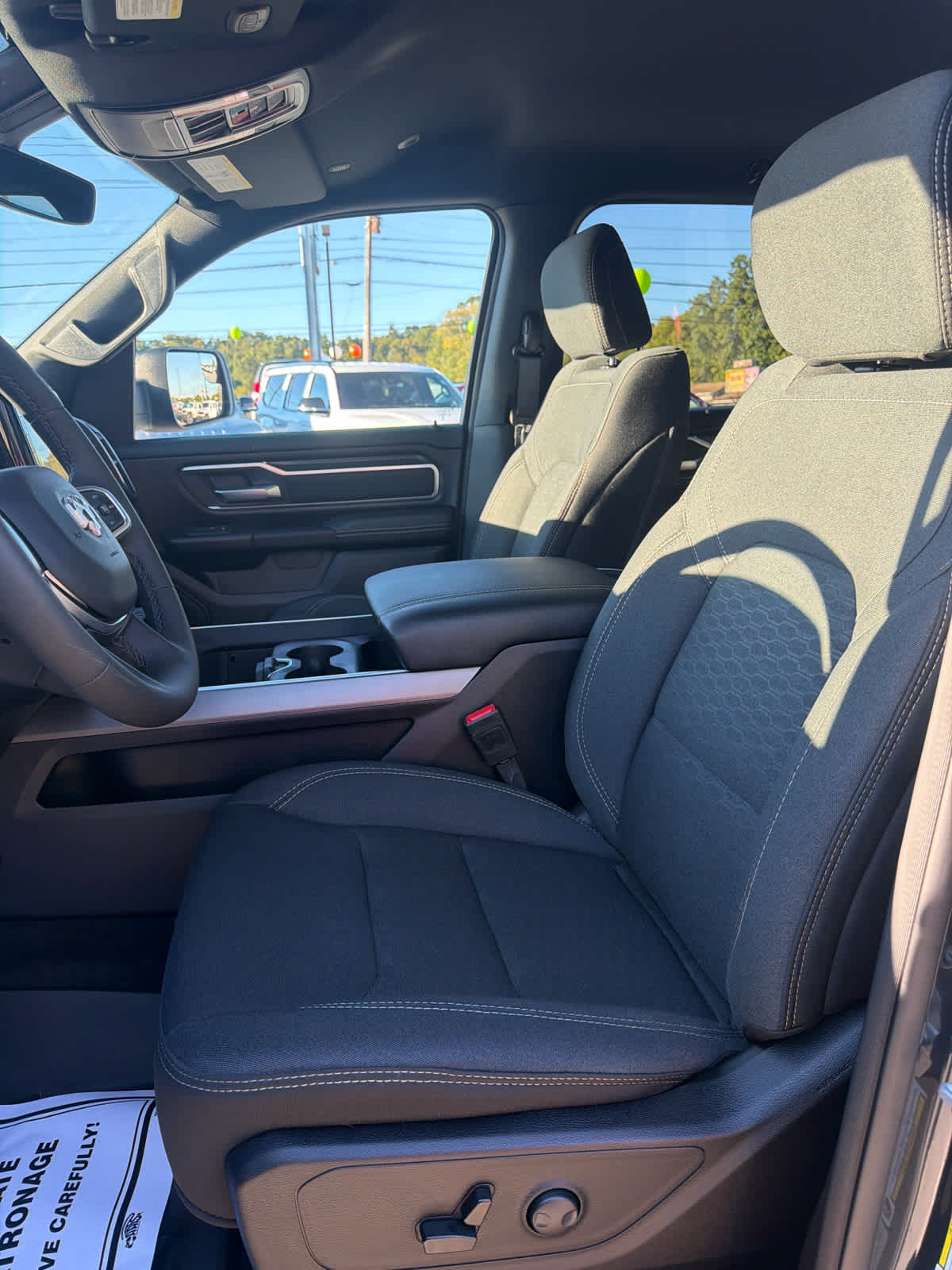 Used 2025 RAM 1500 Big Horn AWD/4WD image 13