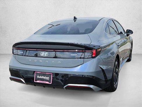 New 2026 Hyundai Sonata SEL FWD image 2