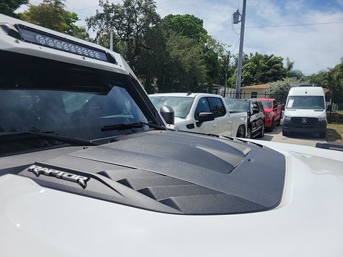 Used 2026 Ford Bronco Raptor w/ Interior Carbon Fiber Pack AWD/4WD image 8