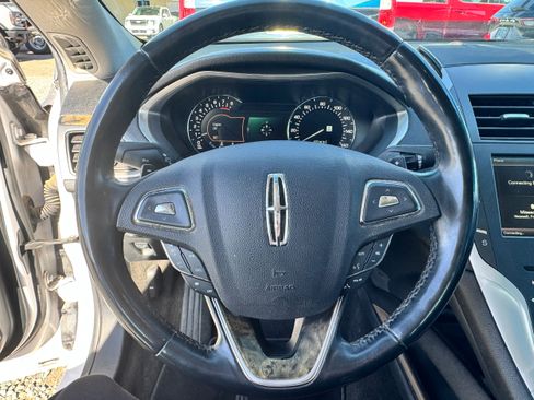 Used 2016 Lincoln MKZ w/ Equipment Group 300A Reserve image 11