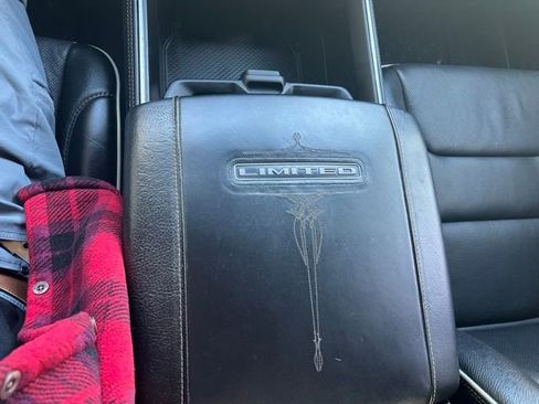 Used 2022 RAM 1500 Limited w/ Body-Colour Bumper Group image 37