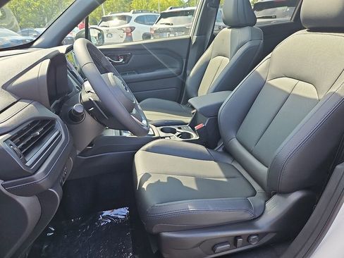 Used 2025 Subaru Forester Limited w/ Popular Package AWD/4WD image 10