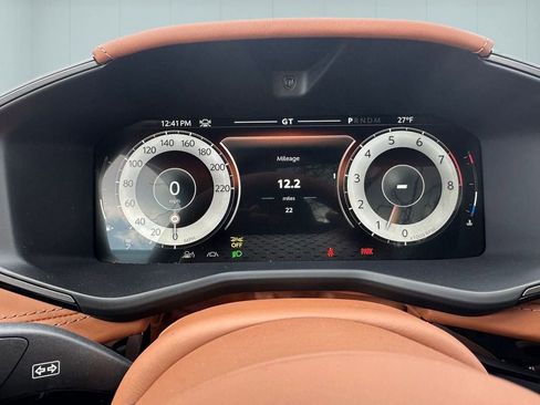 New 2026 Aston Martin DBX 707 image 18