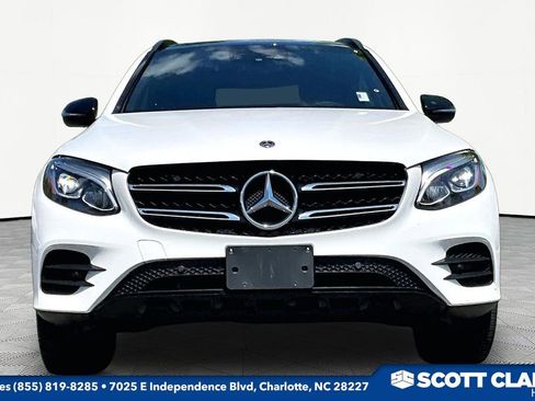 Used 2018 Mercedes-Benz GLC 300 4MATIC image 2