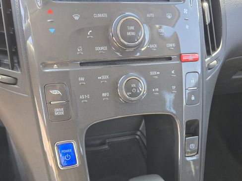 Used 2015 Chevrolet Volt FWD image 21